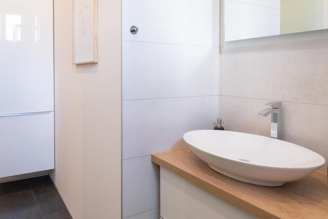 Mh Living - 5 - Scandinavian Living Dream In Center กราซ ภายนอก รูปภาพ